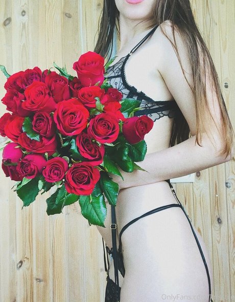 krisstile top profile image