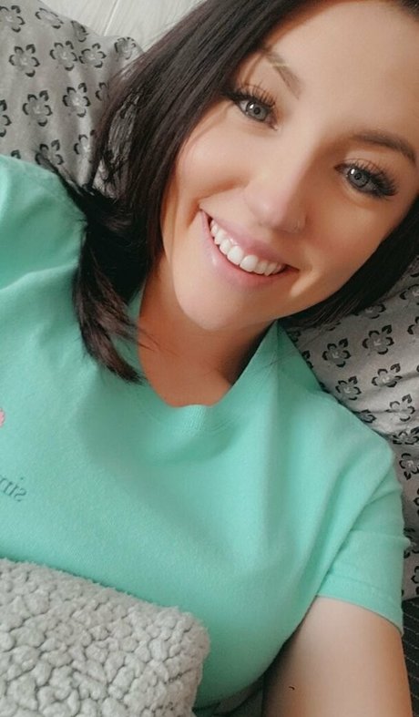 mkmama96 beautiful model pics