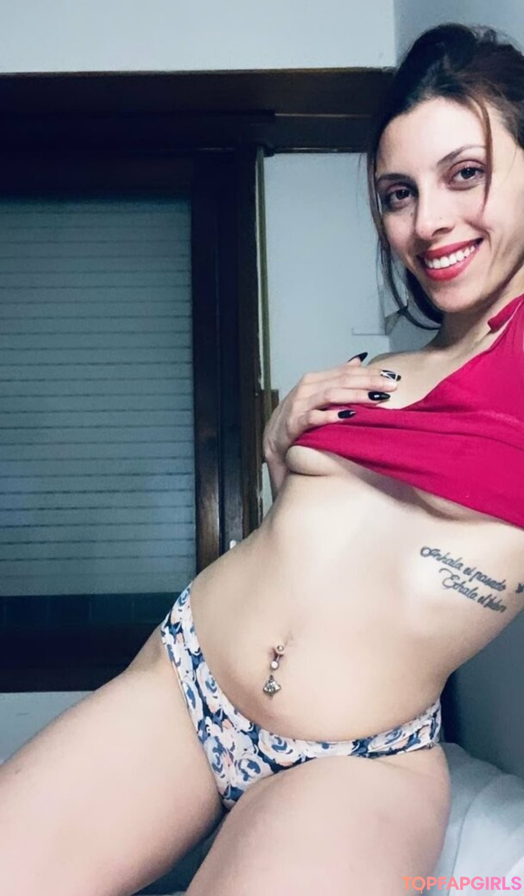 flat chested onlyfans beautiful xxx photo