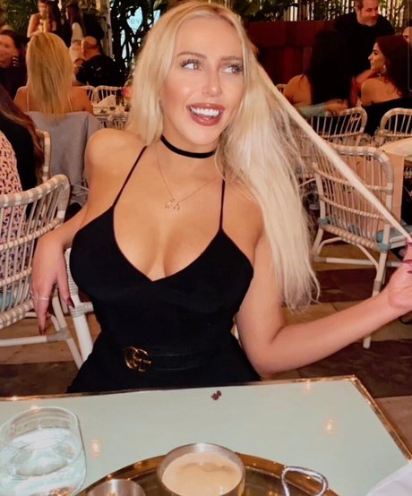 Violet Benson sexy pornstar photo