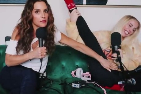 Violet Benson exclusive model img