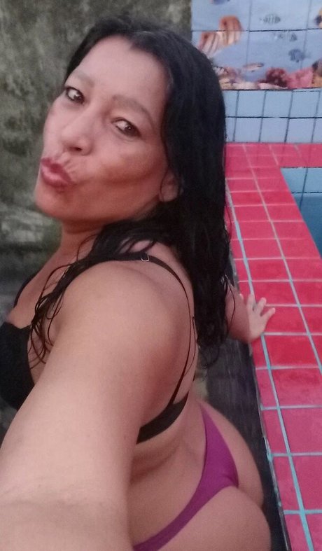 Maluquinha Dinha free pornstar pic