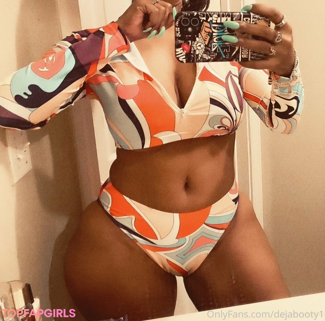 DejaBooty1 pretty model pics