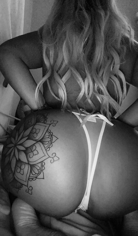 Chazbondsfield1 art star pics