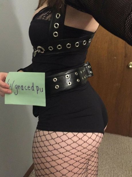 gracedpuu model pornographic photos