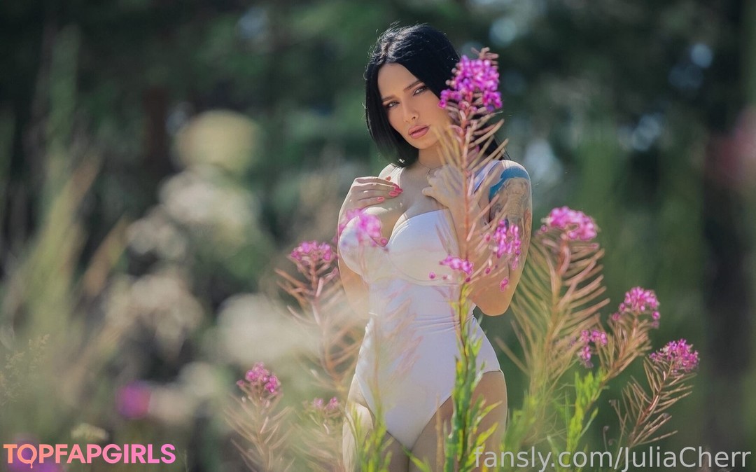 Julia Cher Alias Julia Connors porn model photos