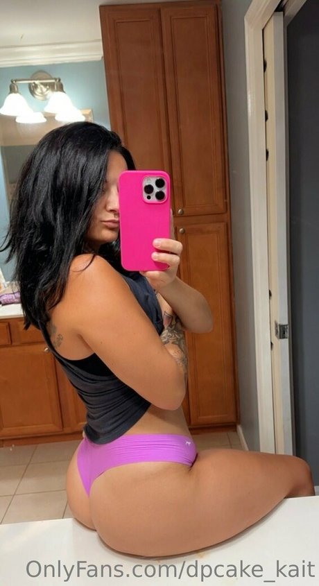 curvy lesbian onlyfans hd images