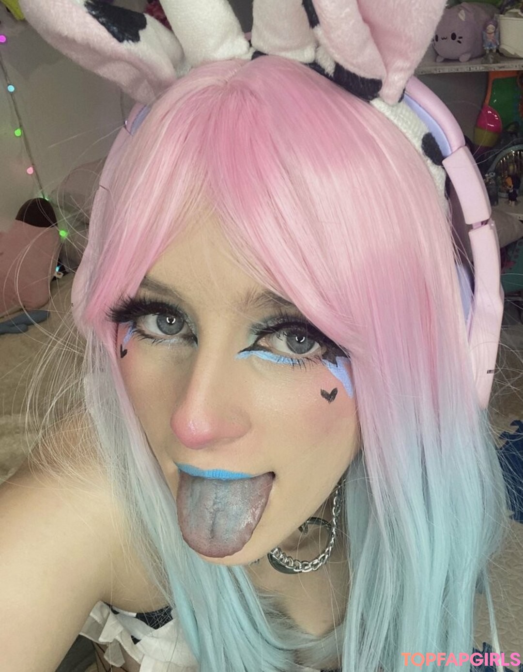 Puppiiemilk star porn pictures