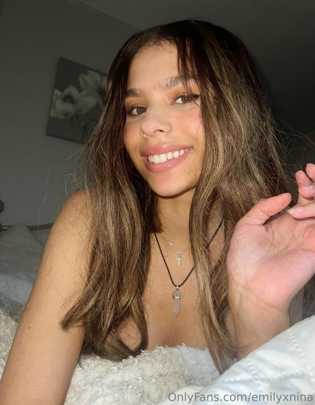 emilyxnina pornstar top photos