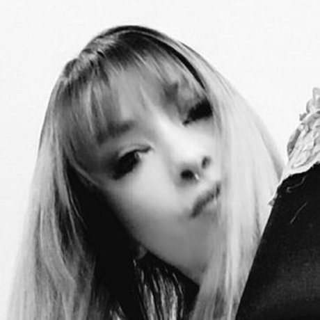 Supersmashoe model nudes gallery