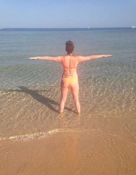 Carolynne Poole art actress galleries