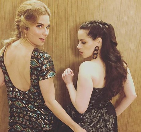 Annie Murphy beautiful star gallery