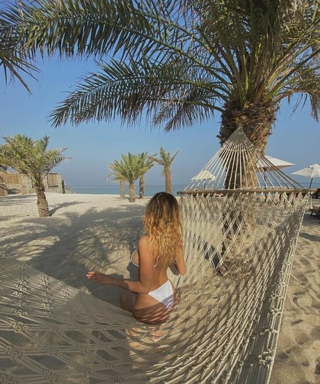 lesbians onlyfans nude picture