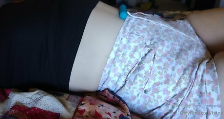 kneebes model nudes pic