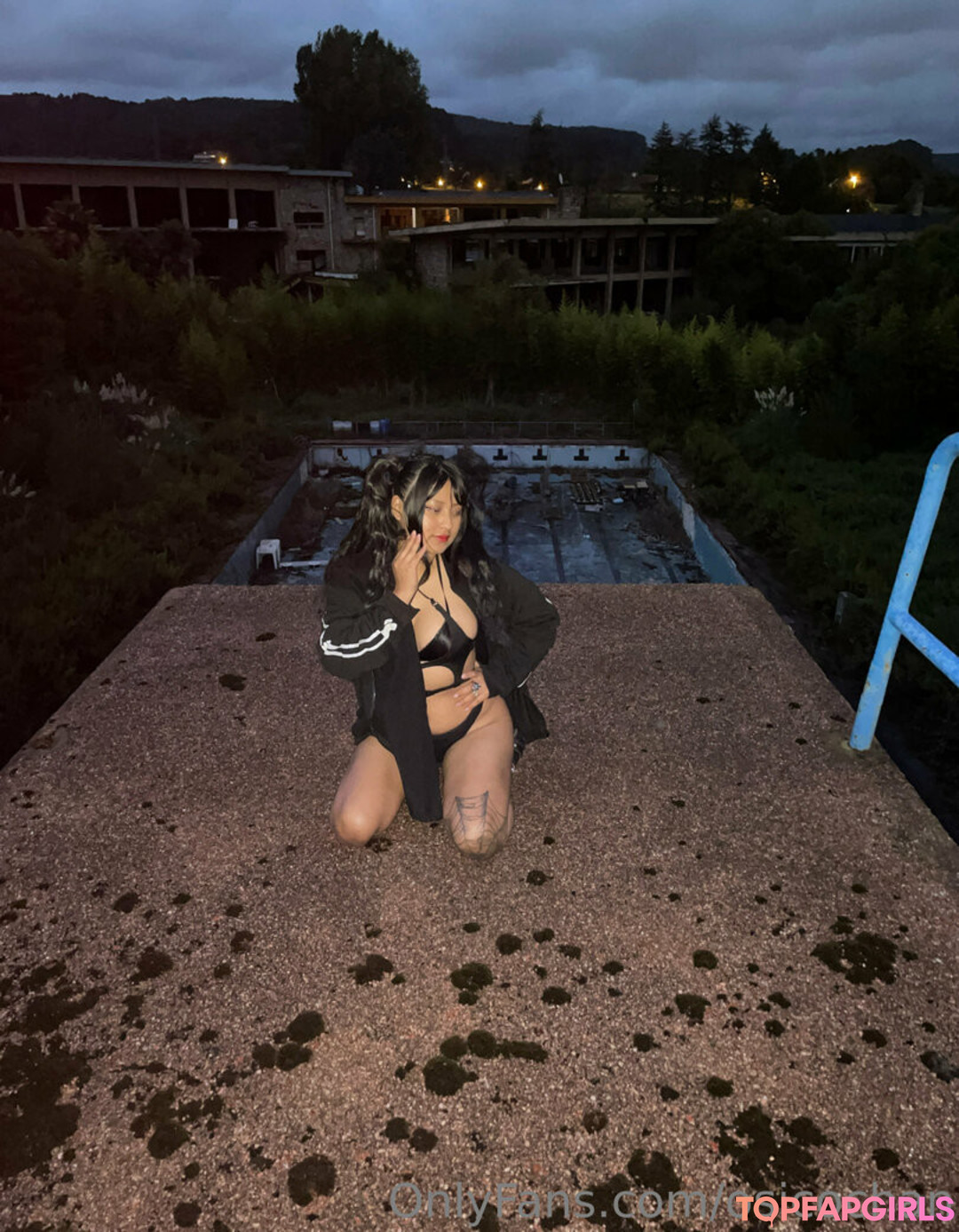 sucubofree model sexy pics
