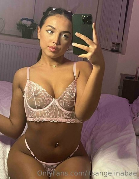 itsangelinabae sexy actress img