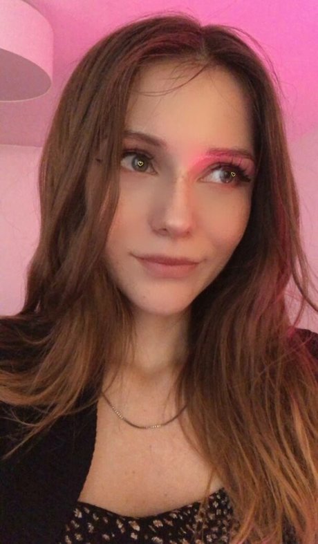 angejla porn model photos