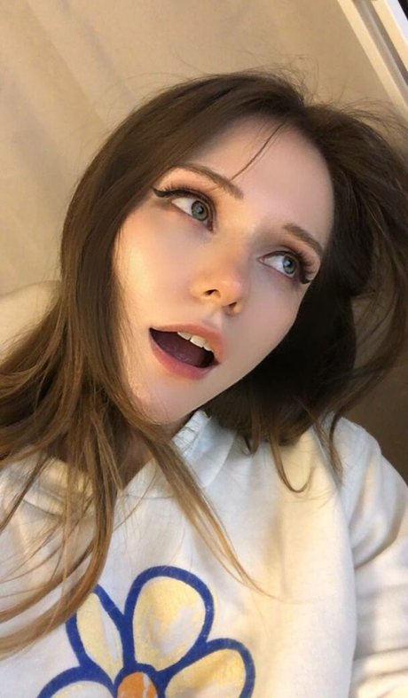 angejla adult model pics