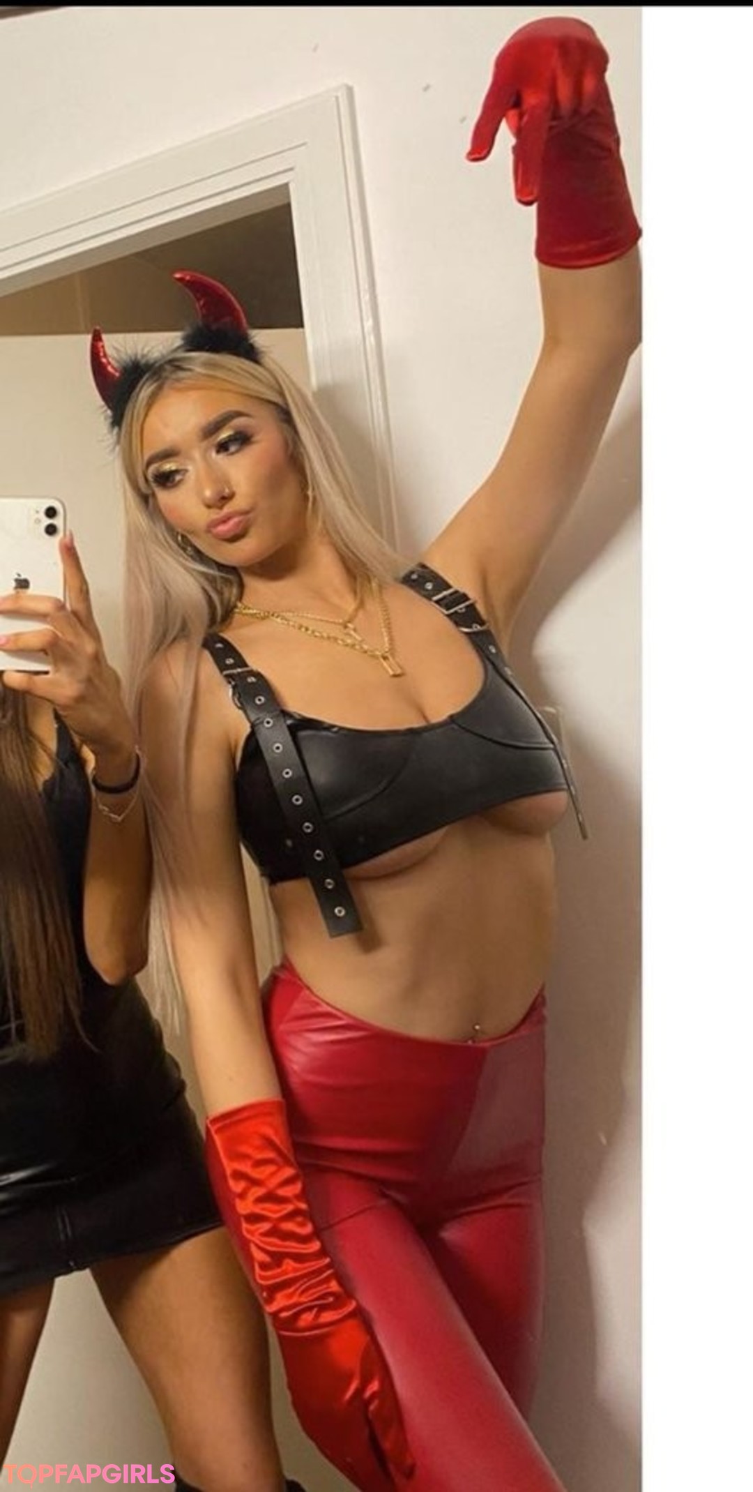 Erin Lally pornstar top pic