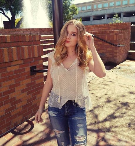 Jackie Evancho perfect model pics