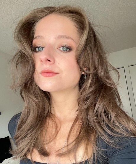 Jackie Evancho sexy star gallery