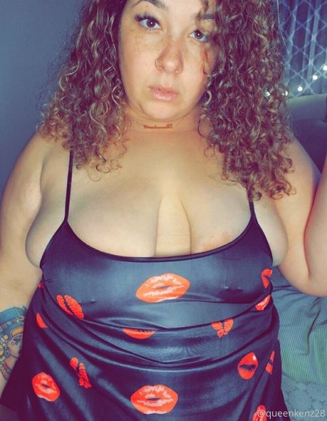 zoeyenvy model nudes picture