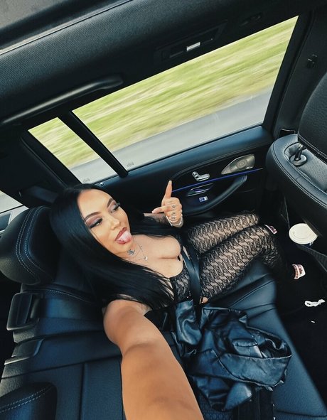 taylaraywhite nude model photos