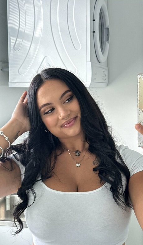 taylaraywhite erotic star pictures