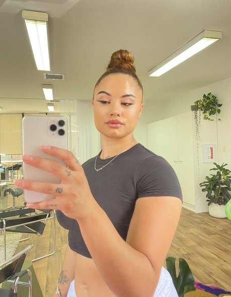 taylaraywhite star pornographic photos