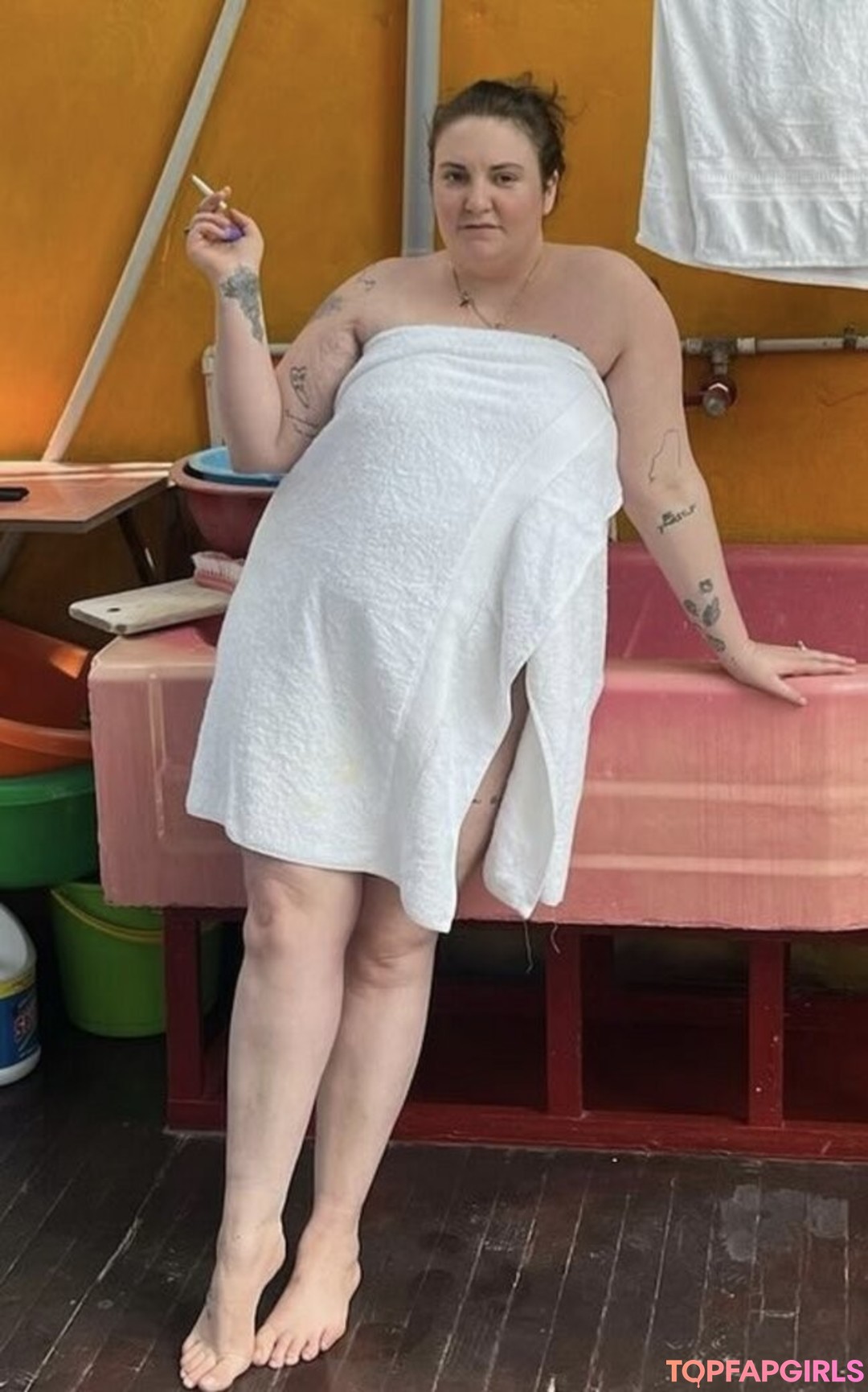 Lena Dunham sex model images