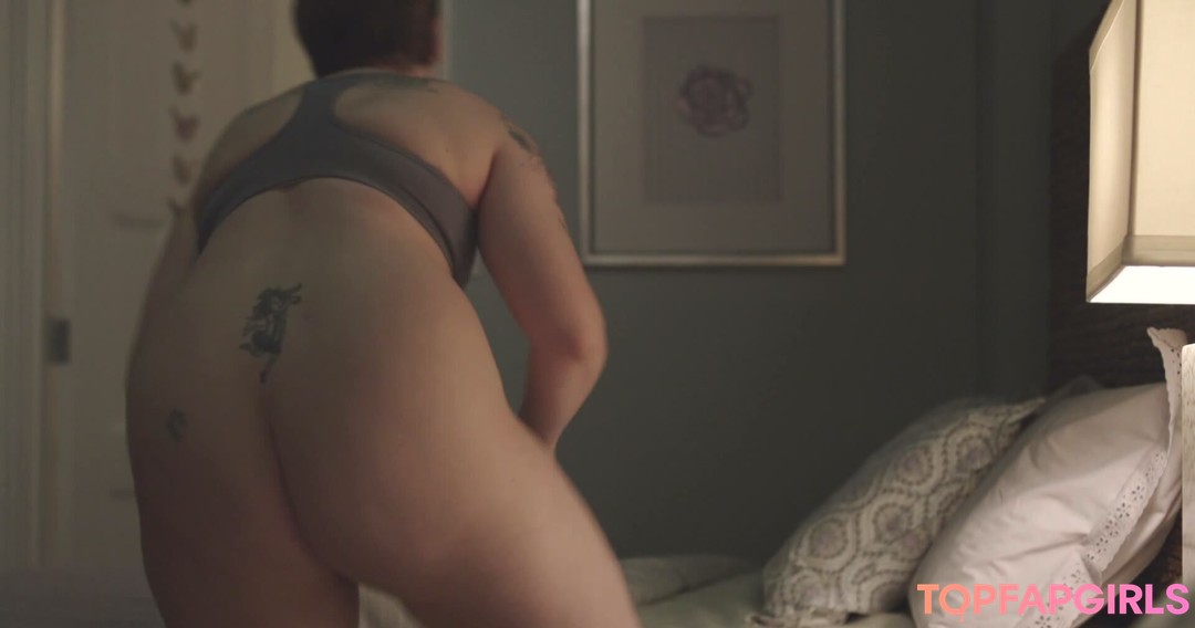 Lena Dunham exclusive pornstar images