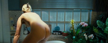 Amy Smart pornstar free pic