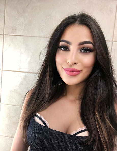 Sophydiva art actress image