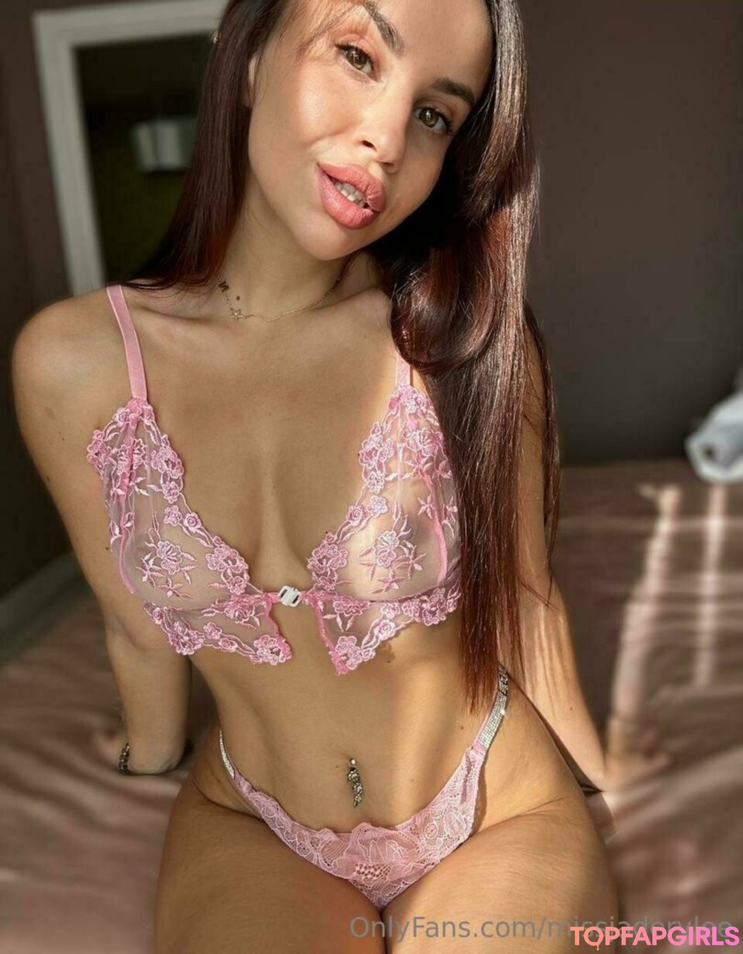 big ass ebony milf onlyfans art naked archive