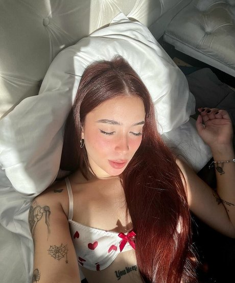 Valentina Navia naked pornstar images