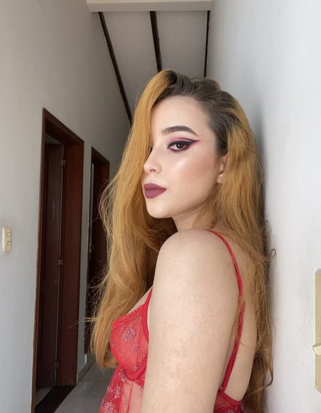 Valentina Navia exclusive model pics