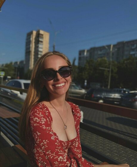 loveameli pornographic actress photo