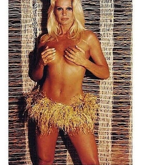 Monique Evans model pretty pics