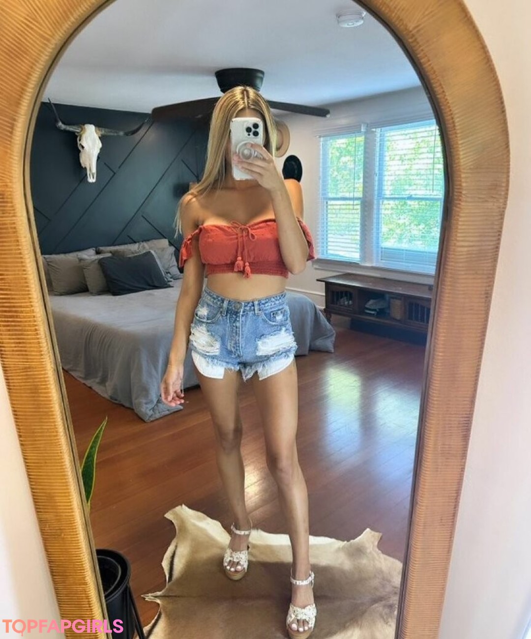 Nikki naked actress galleries