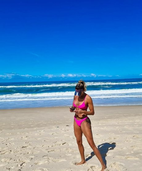 lesbian anal strapon onlyfans naked galleries