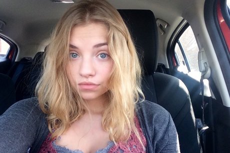 Ruth Choate pretty actress galleries