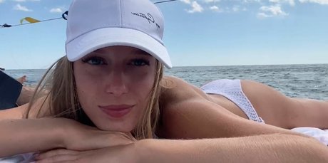 alenilann free actress pic