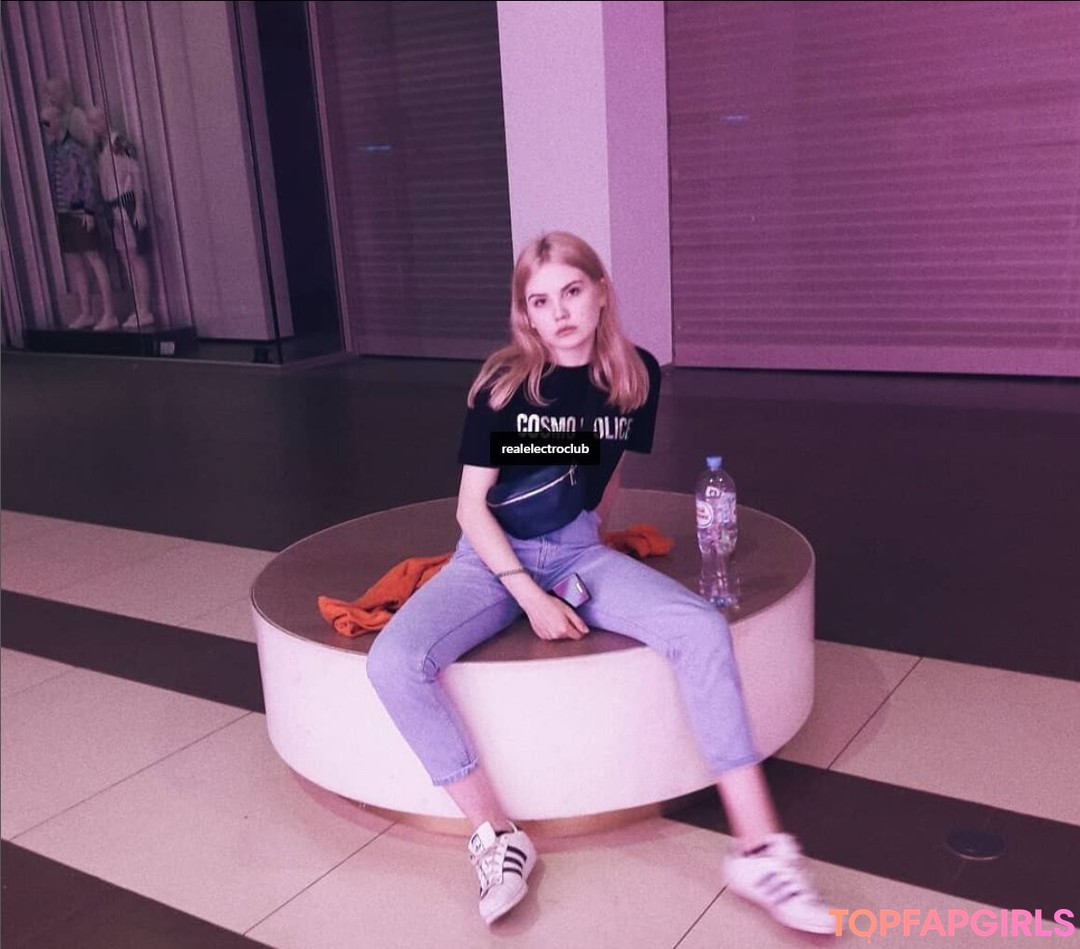 Porn Force hd actress images