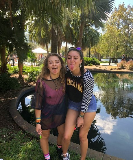 starrysighh sexy actress images