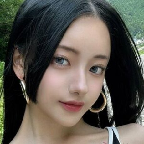 _xxkhyn model hd pics