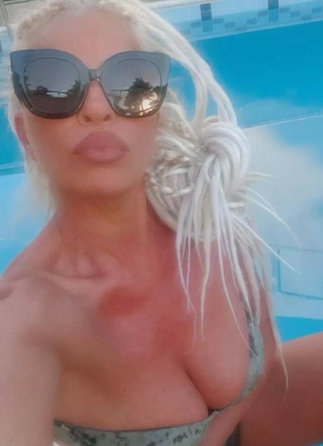 Loredana Modugno model high quality images