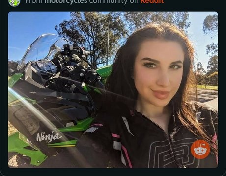 Ssstonerwolf free pornstar photo