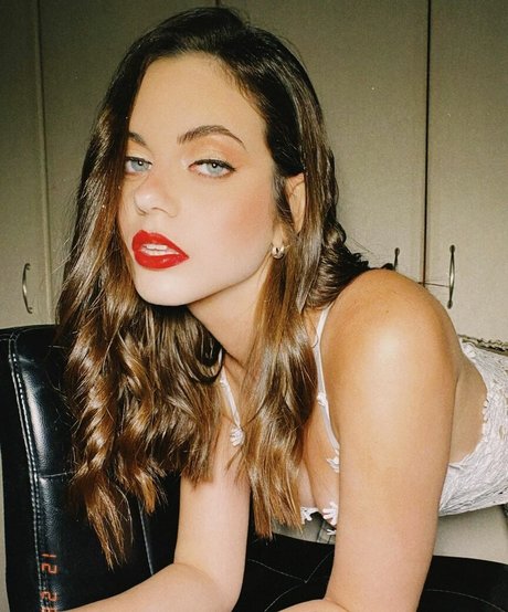 monster tits onlyfans porno gallery