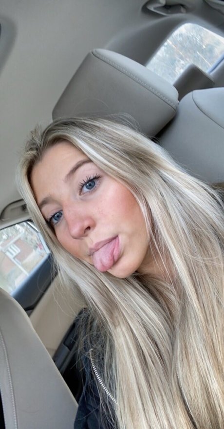 flexible onlyfans hot nude picture