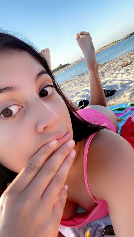 ohstrawburry star nudes pictures